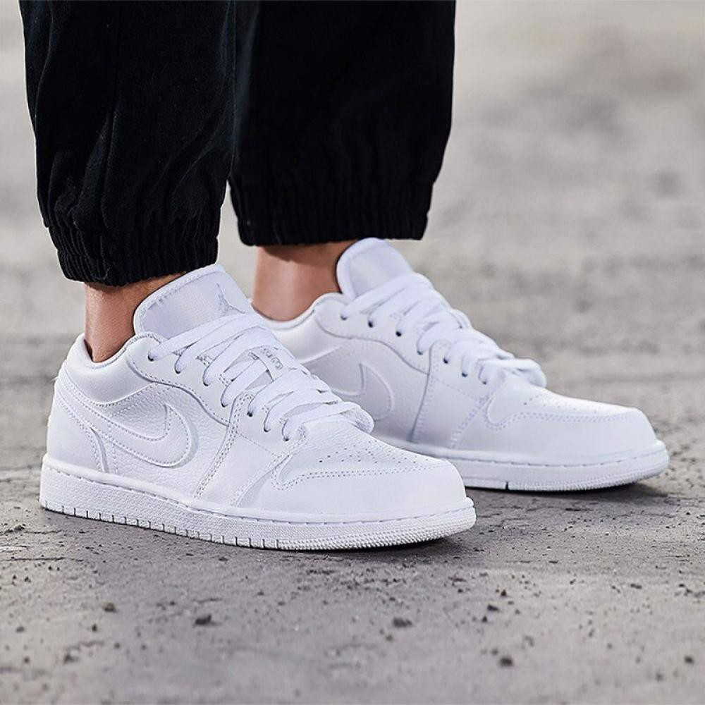 Giày Nike Air Jordan 1 Low 'Triple White' 553558-130 - Ảnh 4