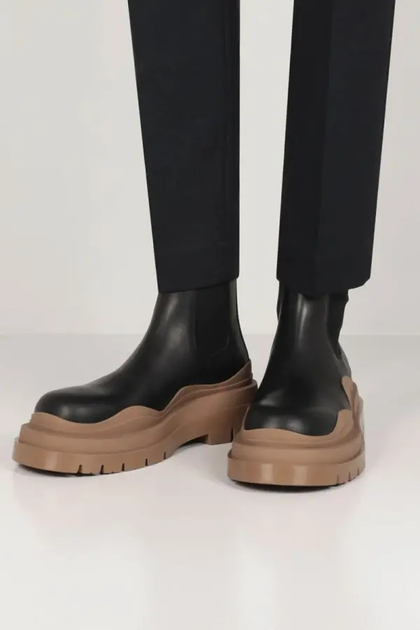 Alternative view of Giày Bottega Veneta Tire Chelsea Boot 'Black Jute' 630284VBS501449