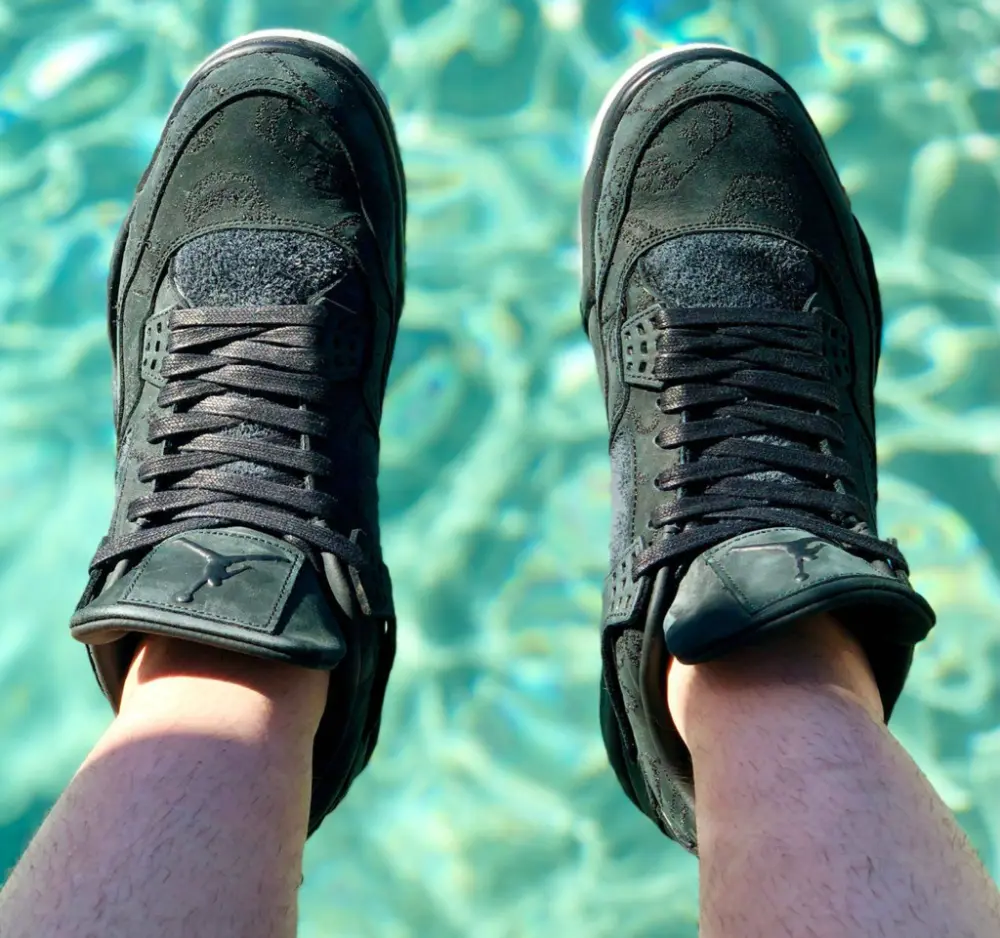Giày Nike KAWS x Air Jordan 4 Retro 'Black' 930155-001 - Ảnh 5