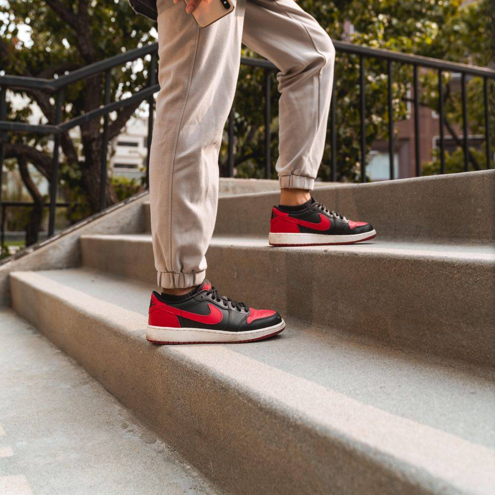 Giày Nike Air Jordan 1 Retro Low OG GS 'Bred' 709999-001 - Ảnh 4