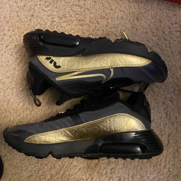 Giày Nike Air Max 2090 'Black Metalic Gold' DC2191-001 - Ảnh 2