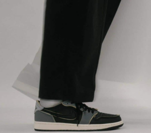 Alternative view of Giày Nike Jordan 1 Low OG EX 'Black Smoke Grey' DV0982-006