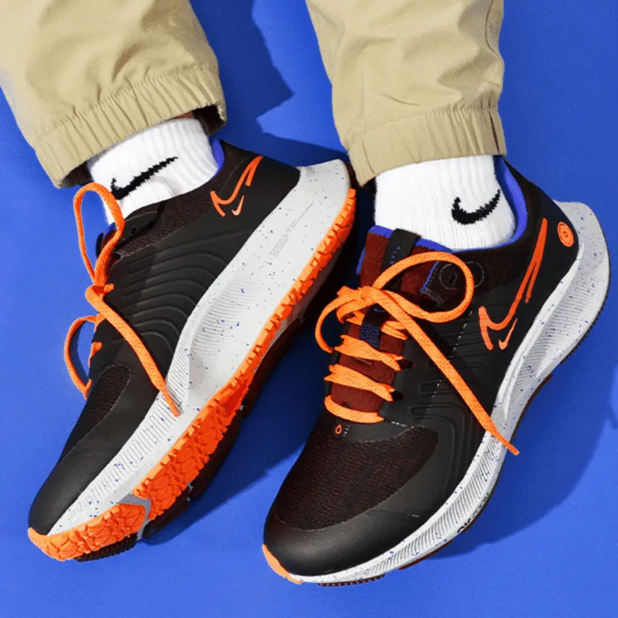 Alternative view of Giày Nike Air Zoom Pegasus 38 Shield 'Black Orange' DC4073-003