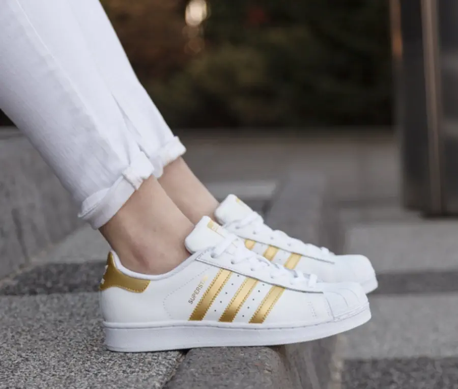 Alternative view of Giày Adidas Original Superstar 'White Gold' BB2870