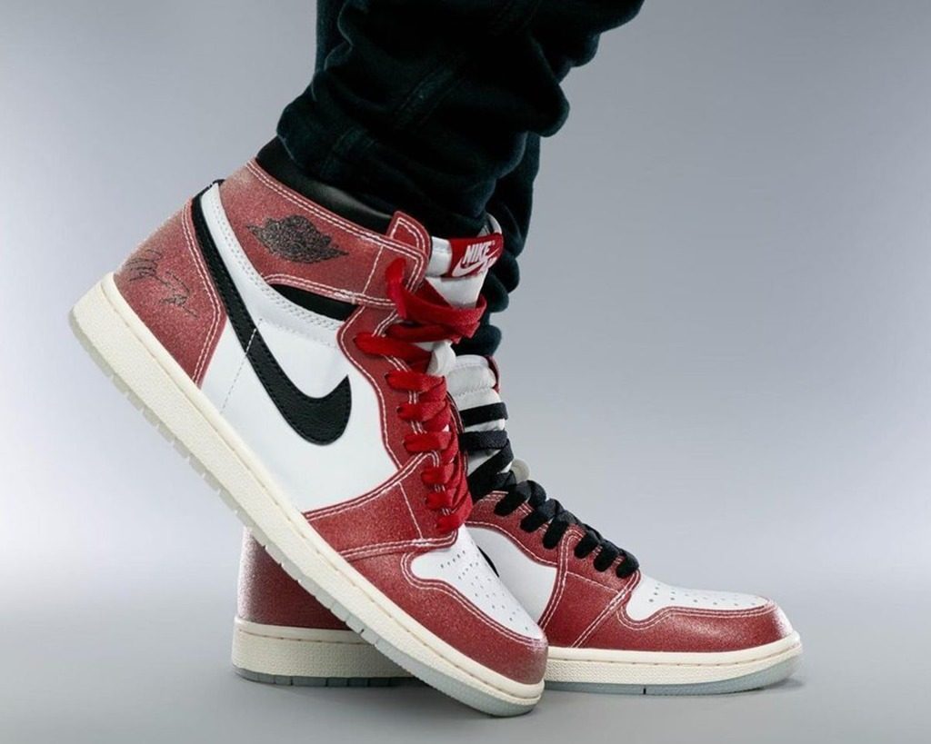 Giày Nike Trophy Room x Air Jordan 1 Retro High OG SP 'Chicago' DA2728-100 - Ảnh 4