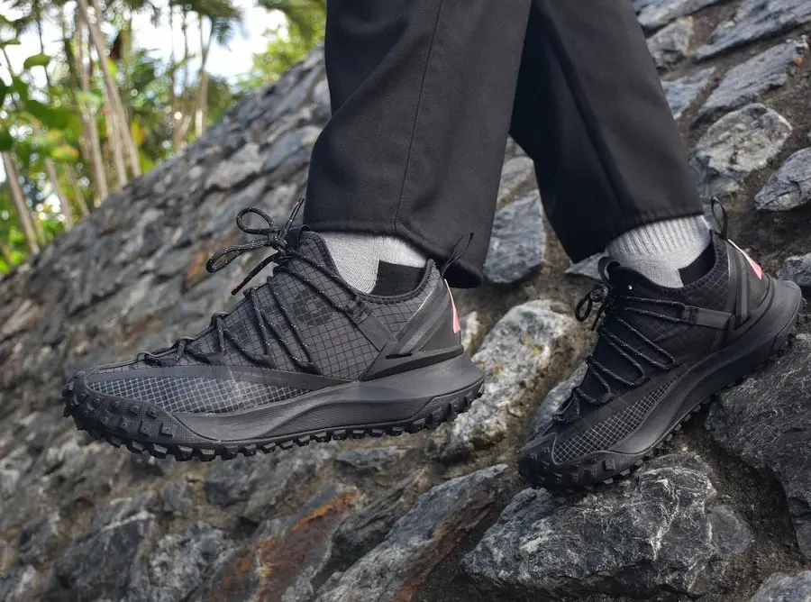 Giày Nike ACG Mountain Fly Low 'Anthracite' DA5424-001 - Ảnh 4