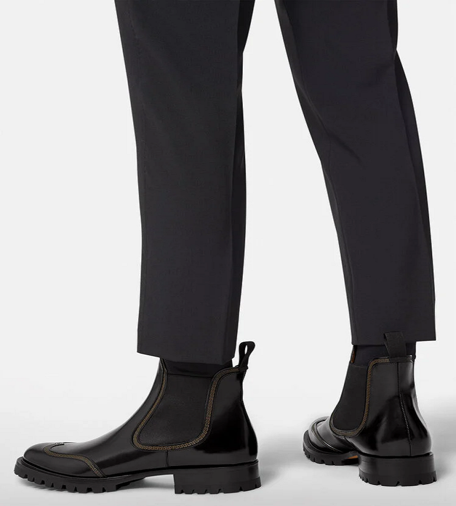 Giày Versace Leather Chelsea Boots Black 1000777-D9VAC-1B000 - Ảnh 2