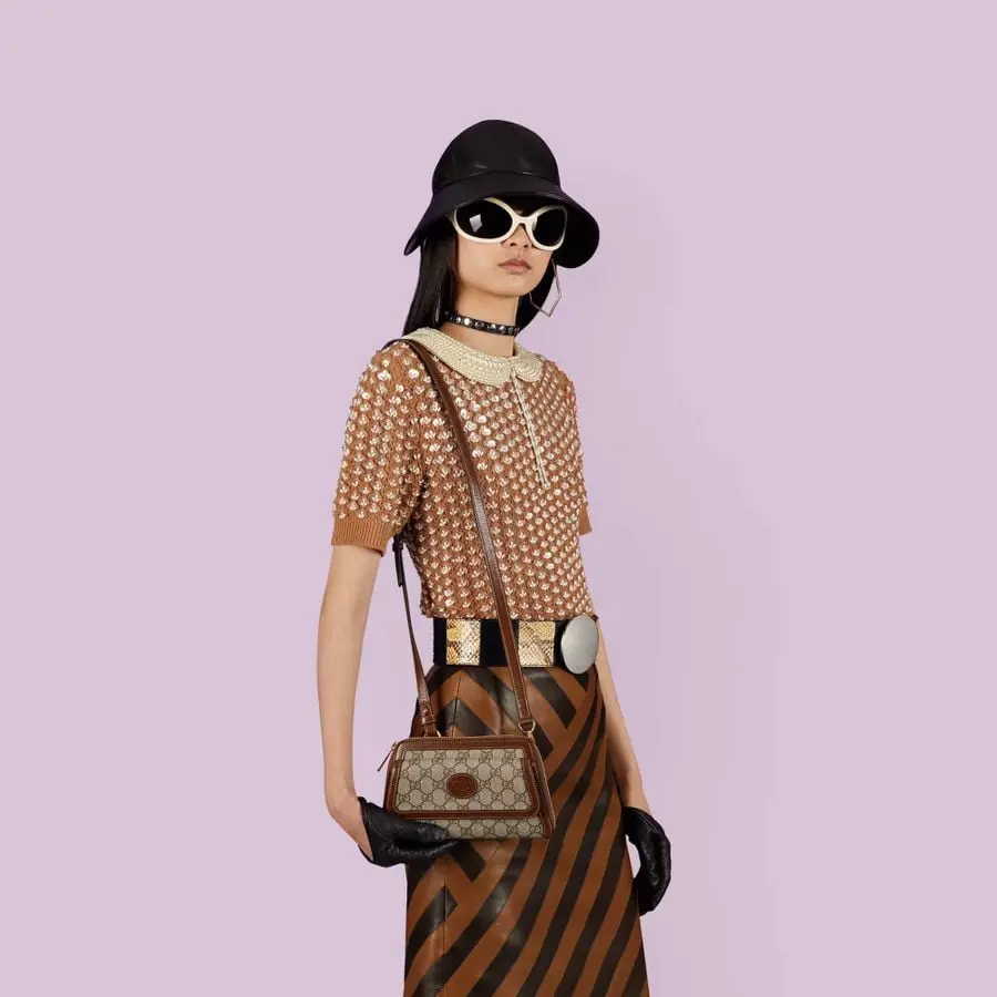 Alternative view of Túi Gucci Mini Bag Interlocking G 'Beige' 723177-92TCG-8563