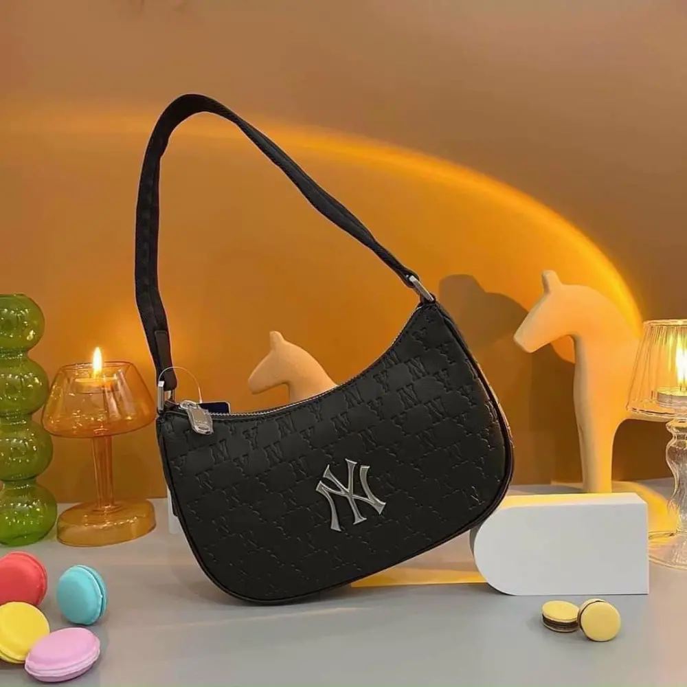 Túi MLB Monogram Embo Hobo Bag New York Yankees Black 3ABQS022N-50BKS - Ảnh 4