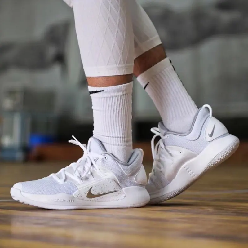 Alternative view of Giày Nike Hyperdunk X Low 'White Pure Platinum' AR0465-100