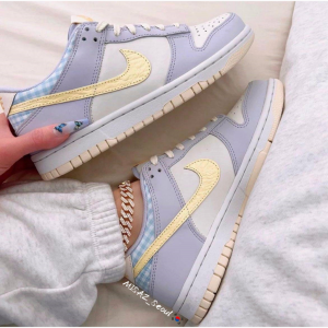 Alternative view of Giày Nike Dunk Low SE 'Easter' FJ4641-536