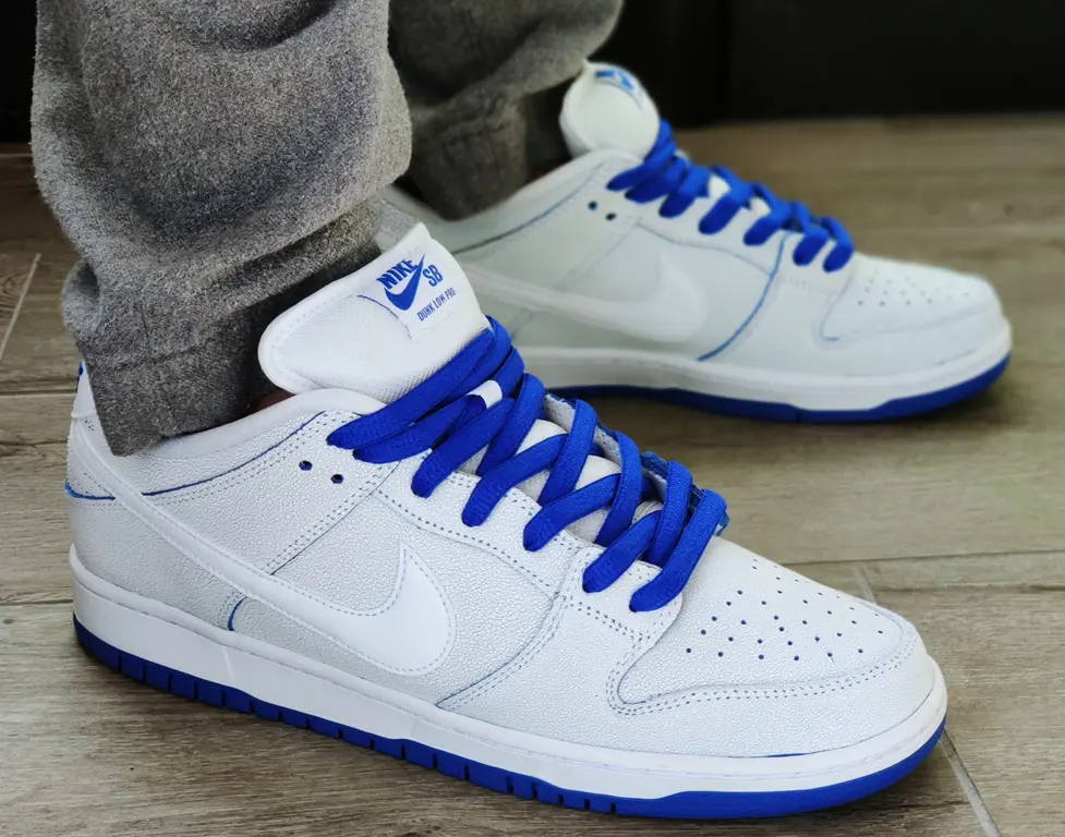 Alternative view of Giày Nike Dunk Low Premium SB 'Cracked Leather' CJ6884-100
