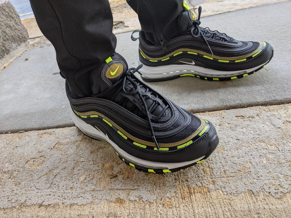 Giày Nike Undefeated x Air Max 97 'Black Volt' DC4830-001 - Ảnh 2