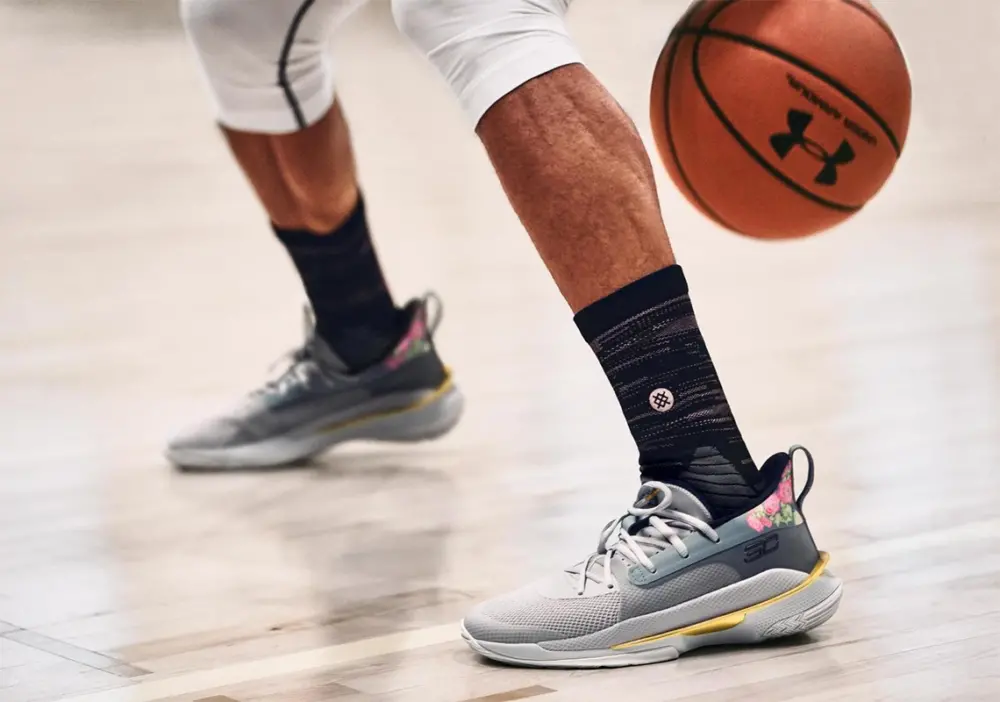 Alternative view of Giày Under Armour Curry 7 'Gray' 3022113-103