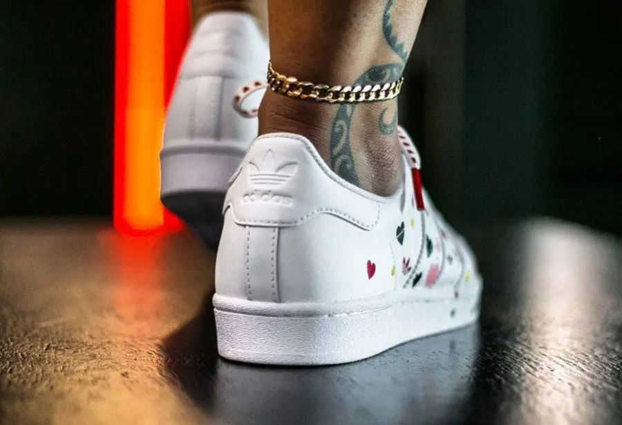 Giày Adidas Superstar Valentines Day 2020 'Splash Heart' FV3289 - Ảnh 4