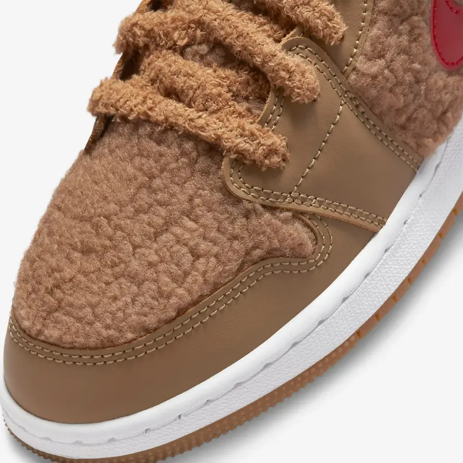 Giày Nike Air Jordan 1 Low Utility GS 'Teddy Bear' DO2233-264 - Ảnh 4