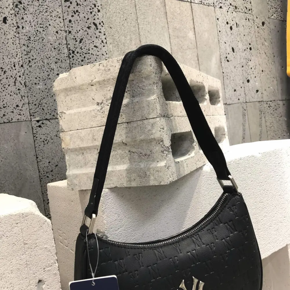 Túi MLB Monogram Embo Hobo Bag New York Yankees Black 3ABQS022N-50BKS - Ảnh 3