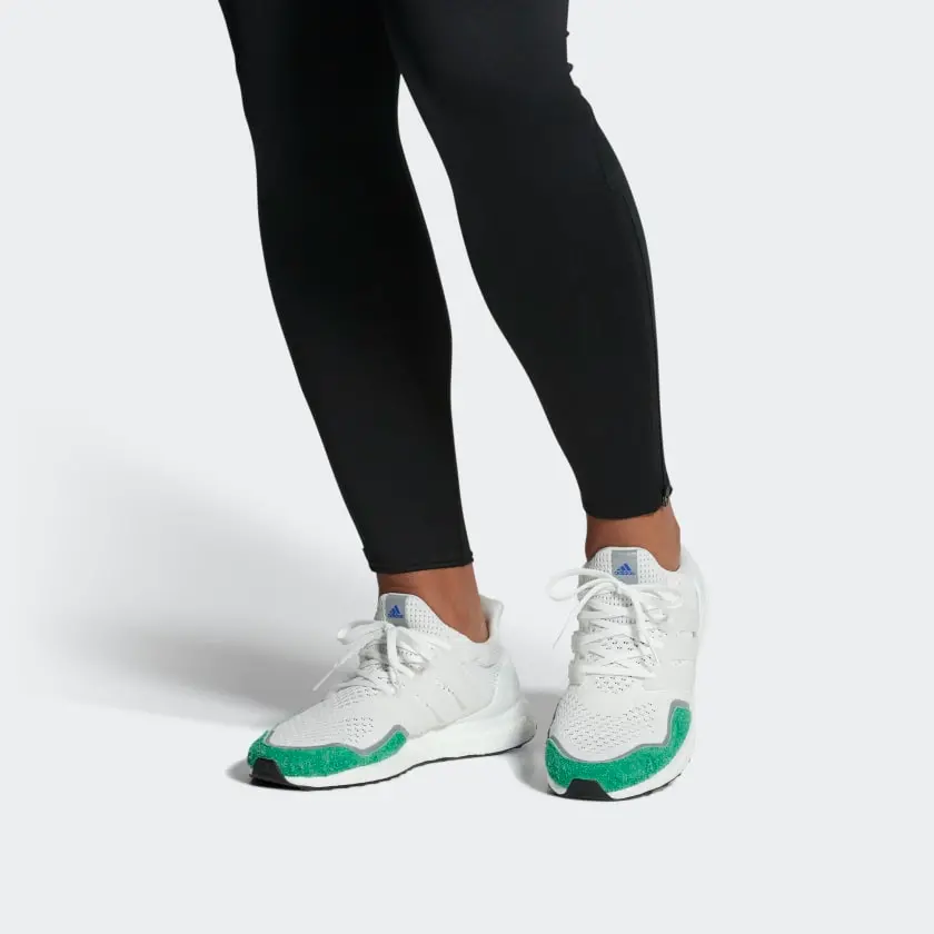 Alternative view of Giày Adidas Ultraboost 1.0 DNA ‘Cloud White Green’ GY9134
