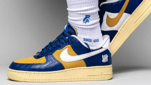 Alternative view of Giày Nike Undefeated x Air Force 1 Low SP 'Dunk vs AF1' DM8462-400