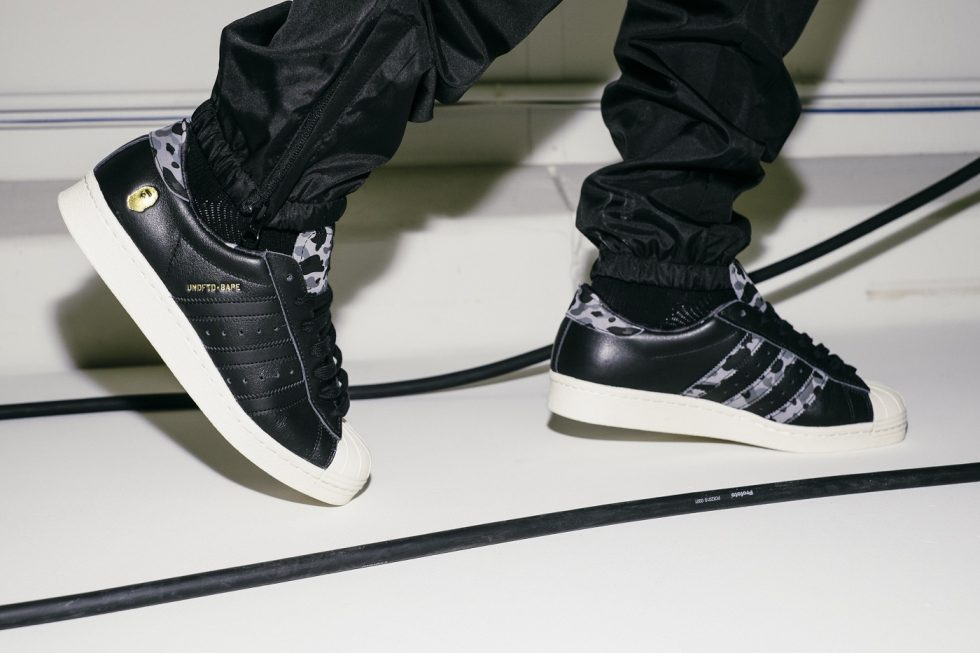 Giày Adidas Undefeated x A Bathing Ape x Superstars 80v 'Black' B34291 - Ảnh 4