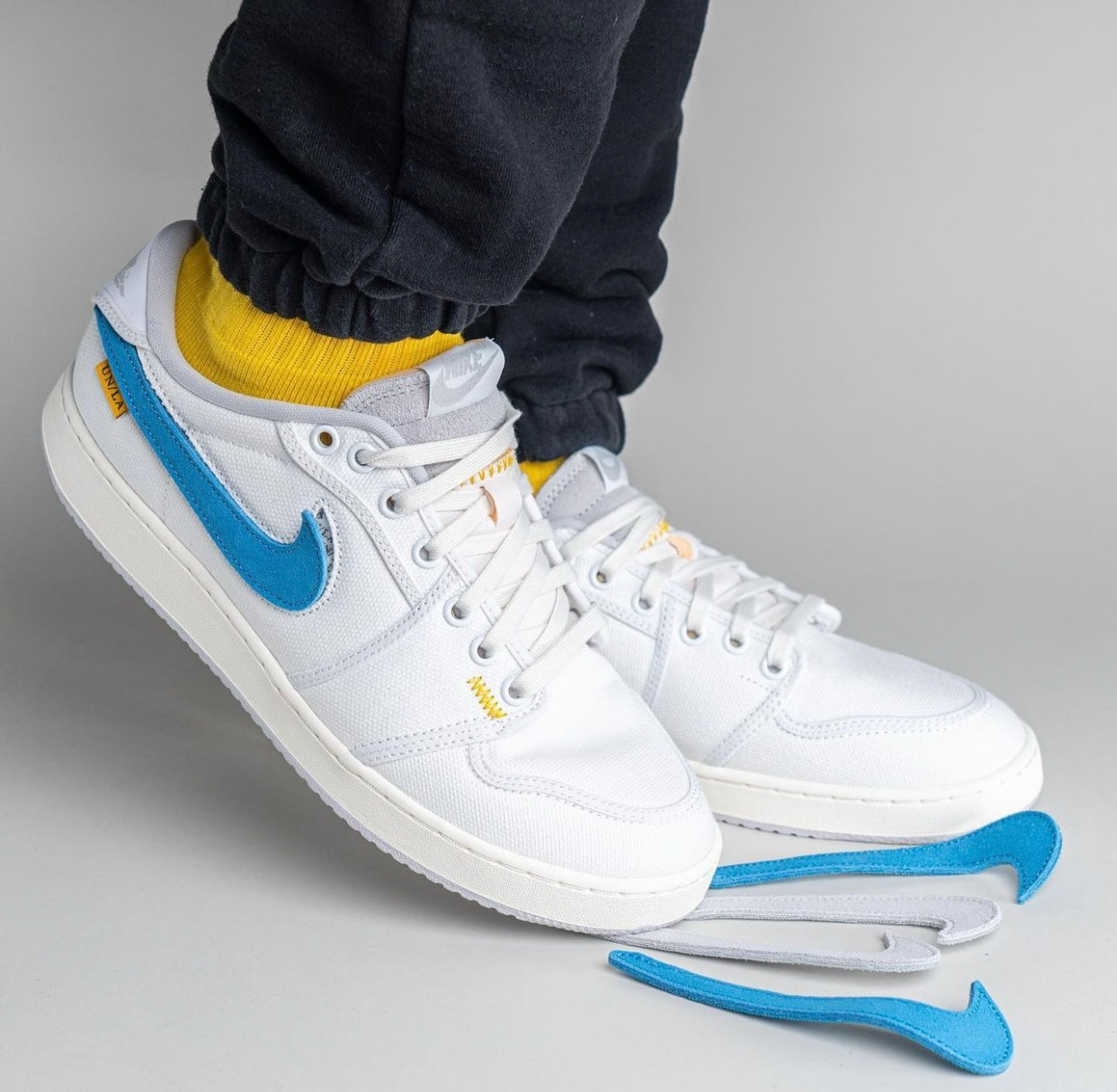 Giày Nike Union LA x Air Jordan 1 KO Low 'White Neutral Grey' DO8912-101 - Ảnh 5