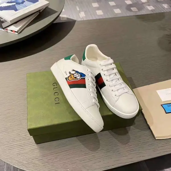 Giày Disney x Gucci Wmns Ace 'Donald Duck Patch' 649401-1XG60-9114 - Ảnh 5