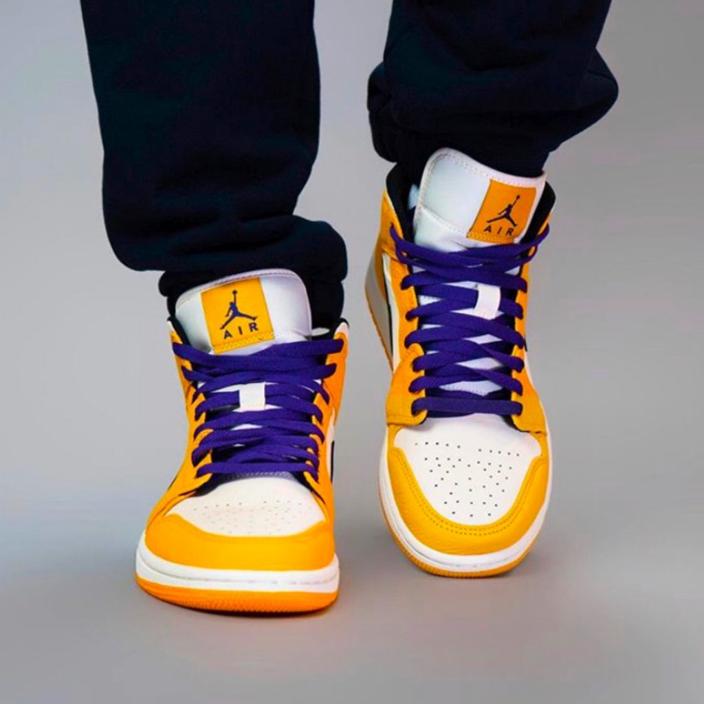 Giày Nike Air Jordan 1 Mid 'Lakers' 852542-700 - Ảnh 3