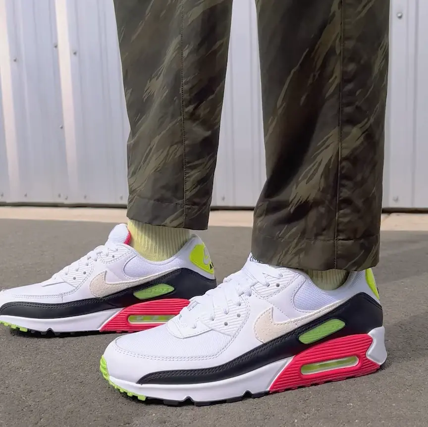 Giày Nike Air Max 90 'White Volt Rush Pink' DQ4071-100 - Ảnh 3