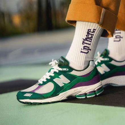 Giày New Balance 2002R 'There Back Yard Legends' M2002RUT - Ảnh 2