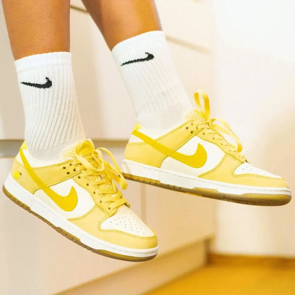 Giày Nike Wmns Dunk Low 'Lemon Drop' DJ6902-700 - Ảnh 6