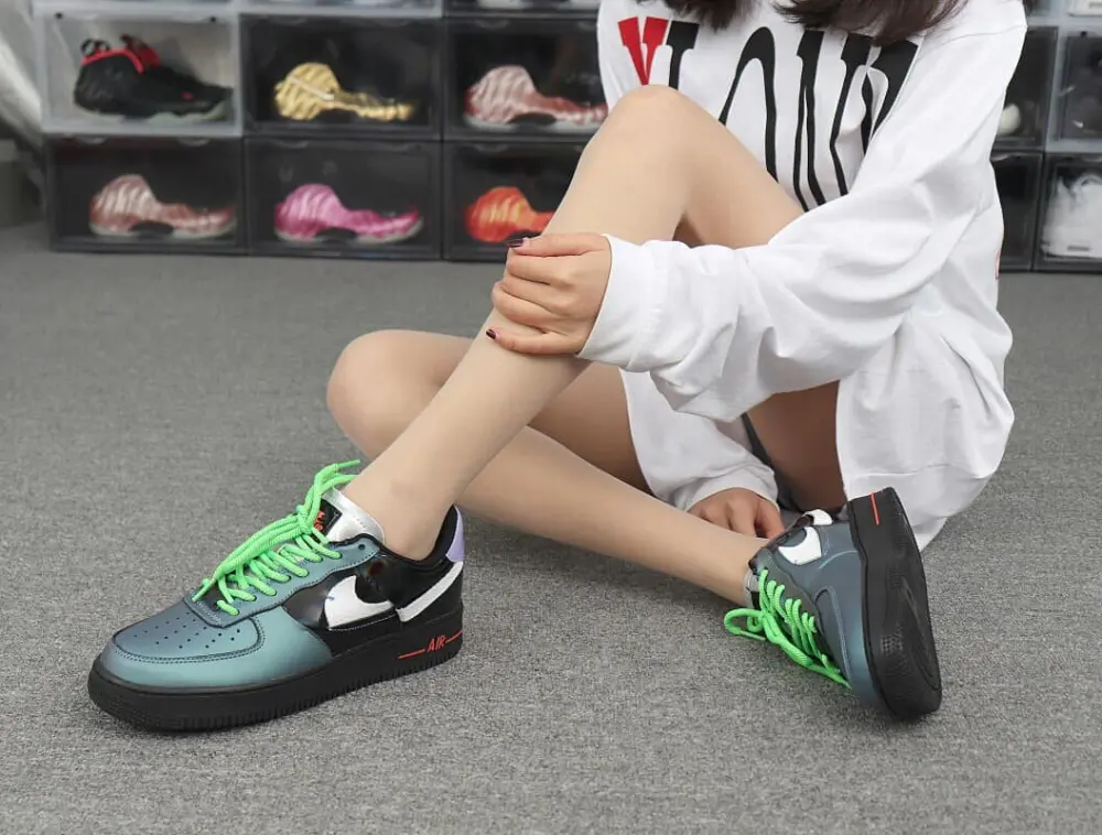 Alternative view of Giày Nike Air Force 1 'Vandalized Joker' CT7359-001