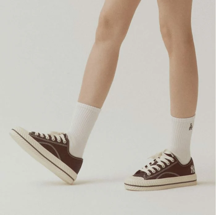 Giày MLB Playball Origin New York Yankees 'Black' 32SHP1111-50L - Ảnh 4