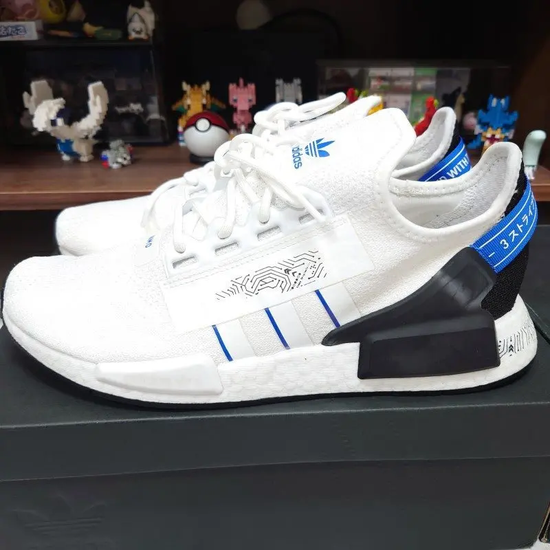 Alternative view of Giày Adidas NMD_R1 V2 'Circuit Board' FY1482