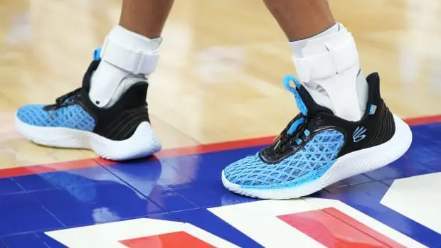 Alternative view of Giày Under Armour Curry Flow 9 'Sesame Street Cookie Monster' GS 3024249-404