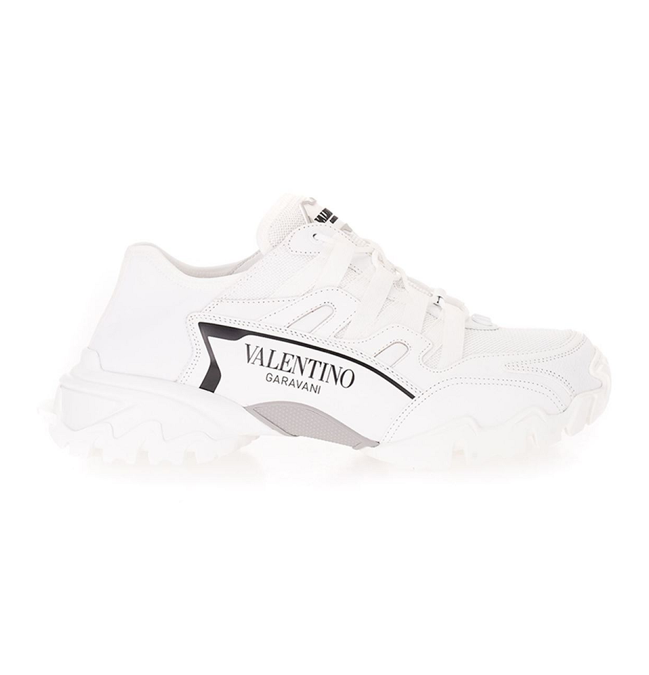 Giày Valentino Logo Lettering Sneakers in white VY2S0E04VXN0BO