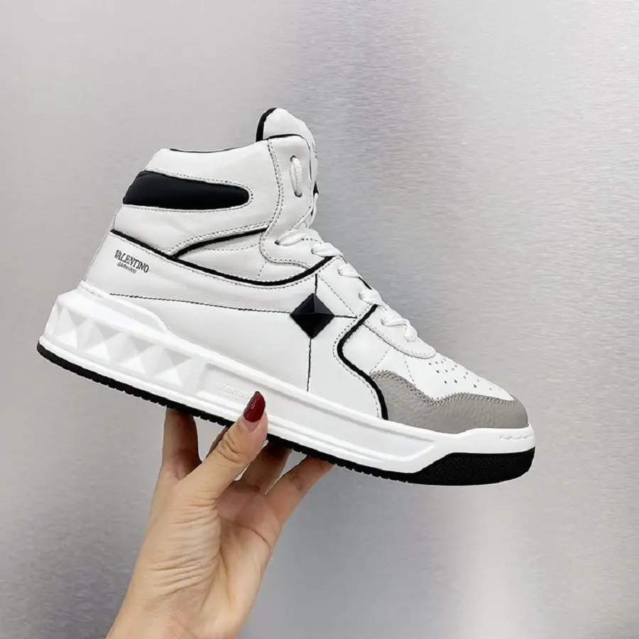 Giày Valentino One Stud Mid-Top Nappa Sneaker WY2S0E63NWN0BO - Ảnh 4