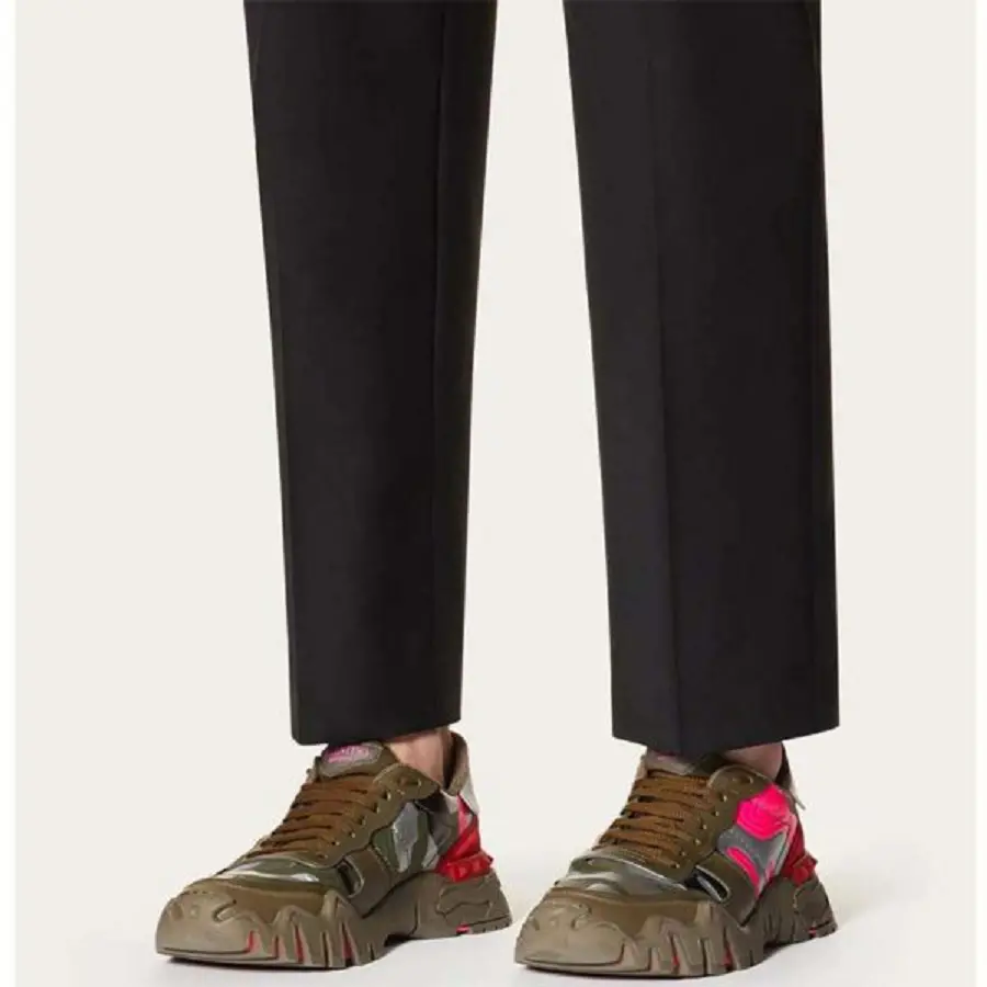 Alternative view of Giày Valentino Camouflage Rockrunner 'Rose' TY0S0C88MHB34G