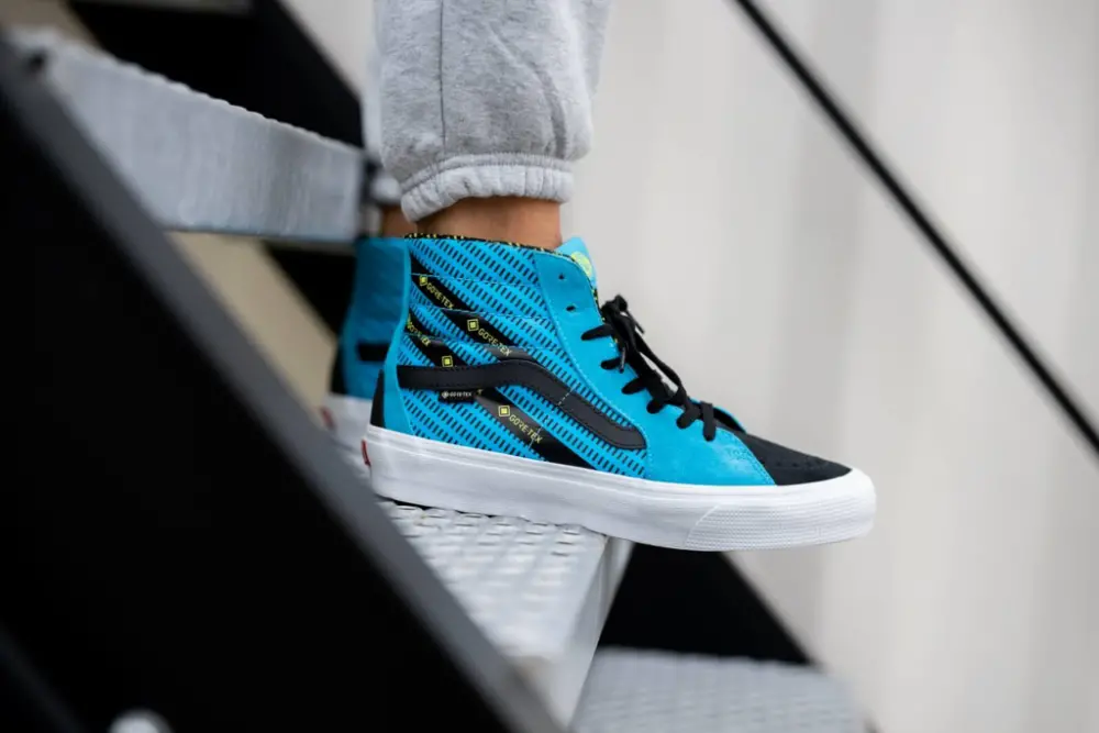 Giày Vans Sk8-Hi Gore-Tex Hawaian 'Ocean Black-True White' VN0A4V9X2UL - Ảnh 6