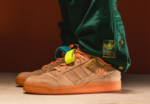Alternative view of Giày Adidas Fat Tiger Workshop x Forum Low 'Chicago Works Harder' FX3466