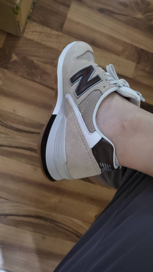 Alternative view of Giày New Balance 996 Classic Sneakers 'Milk' WL996RB2