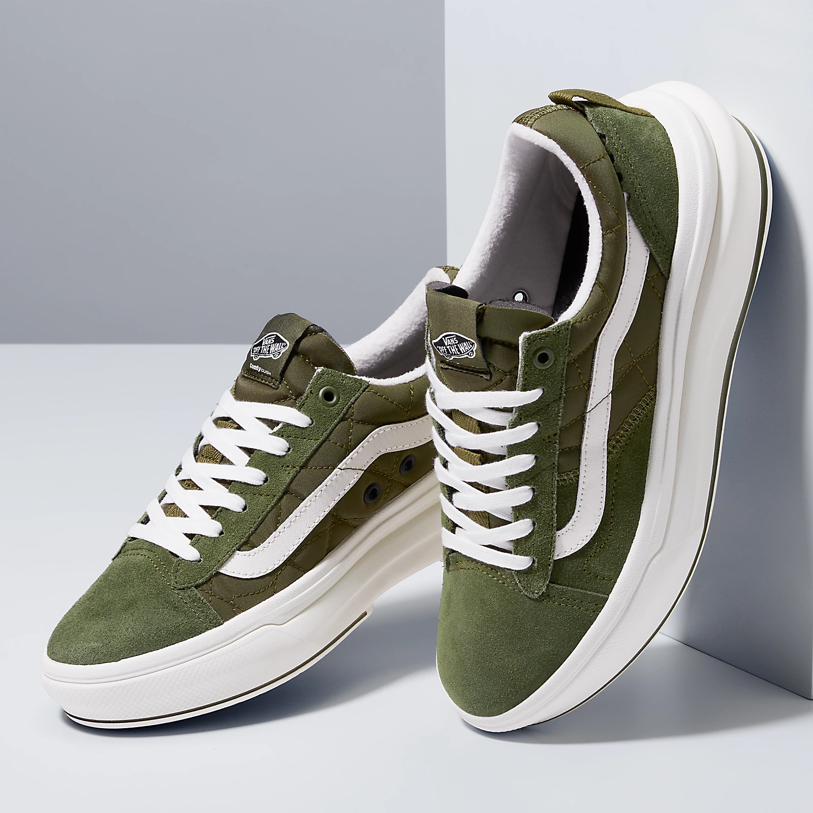 Giày Vans Old Skool Overt Plus CC 'Green' VN0A4BVLE02 - Ảnh 3