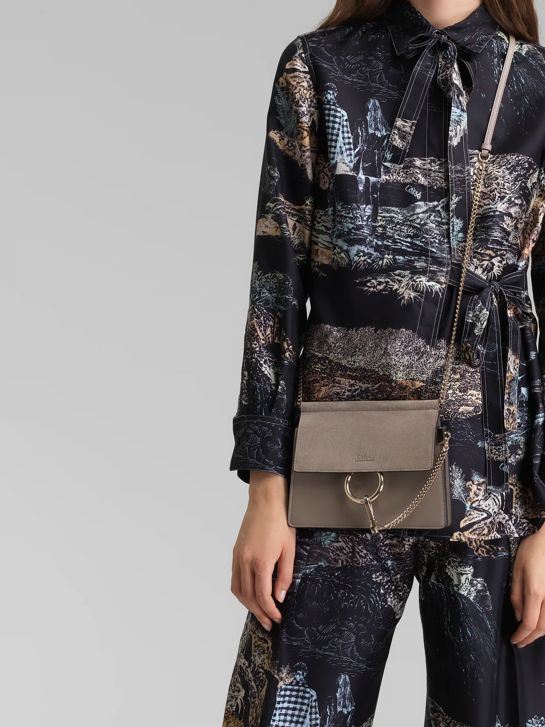 Túi Chloe Faye Mini Bag CHC20SS202H2O23W - Ảnh 4