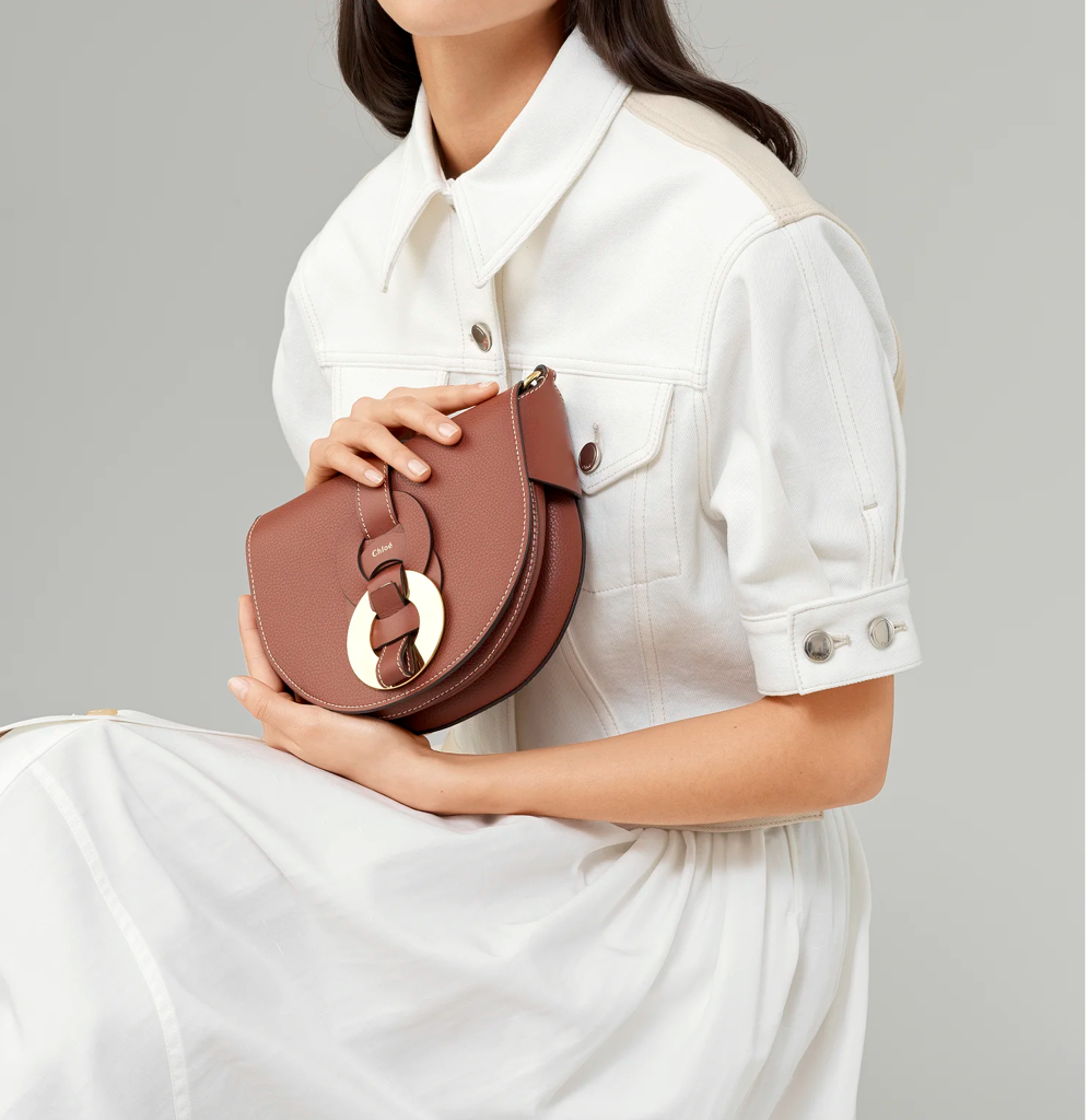 Túi Chloe Darryl Saddle Grained Smooth 'Brown' CHC21SS344C6127S - Ảnh 3