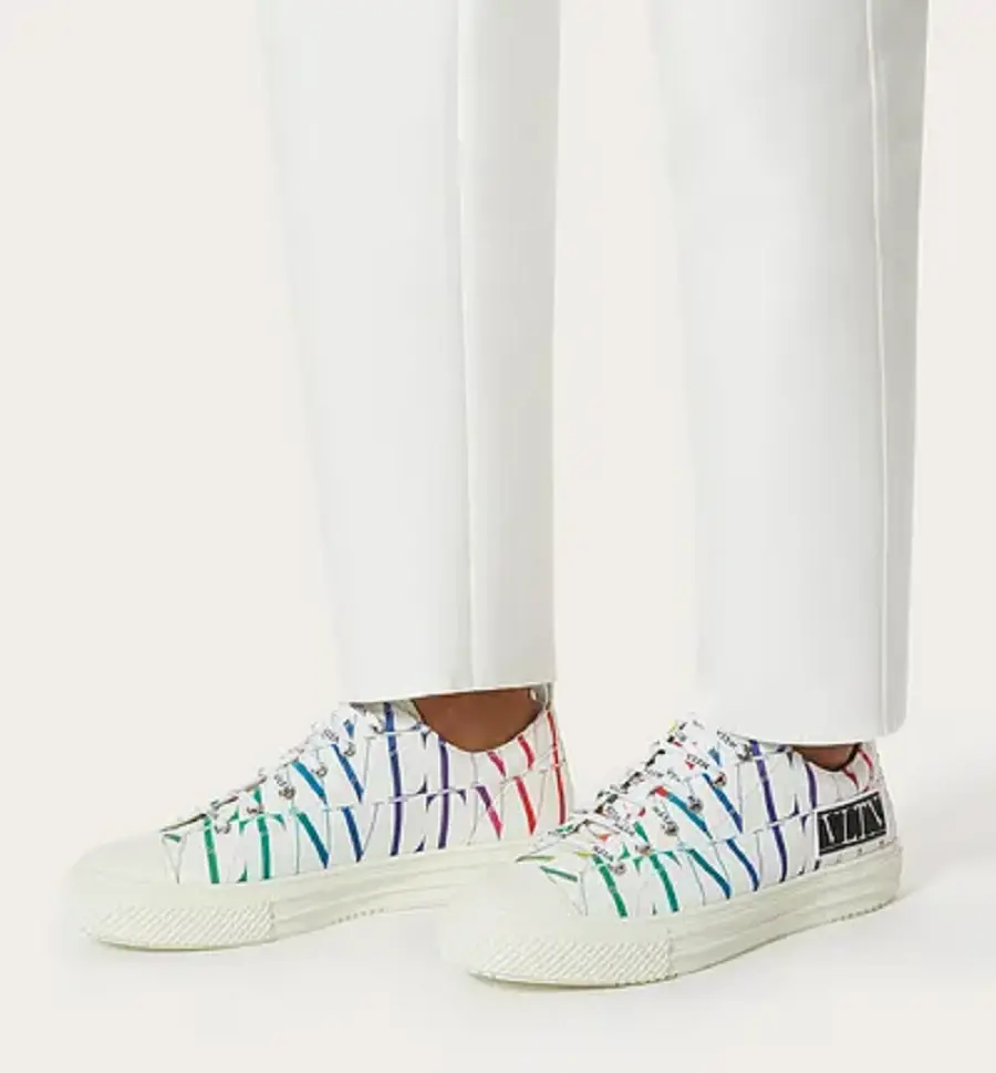 Alternative view of Giày Valentino Giggies Low 'VLTN Times Allover Print White Multi'