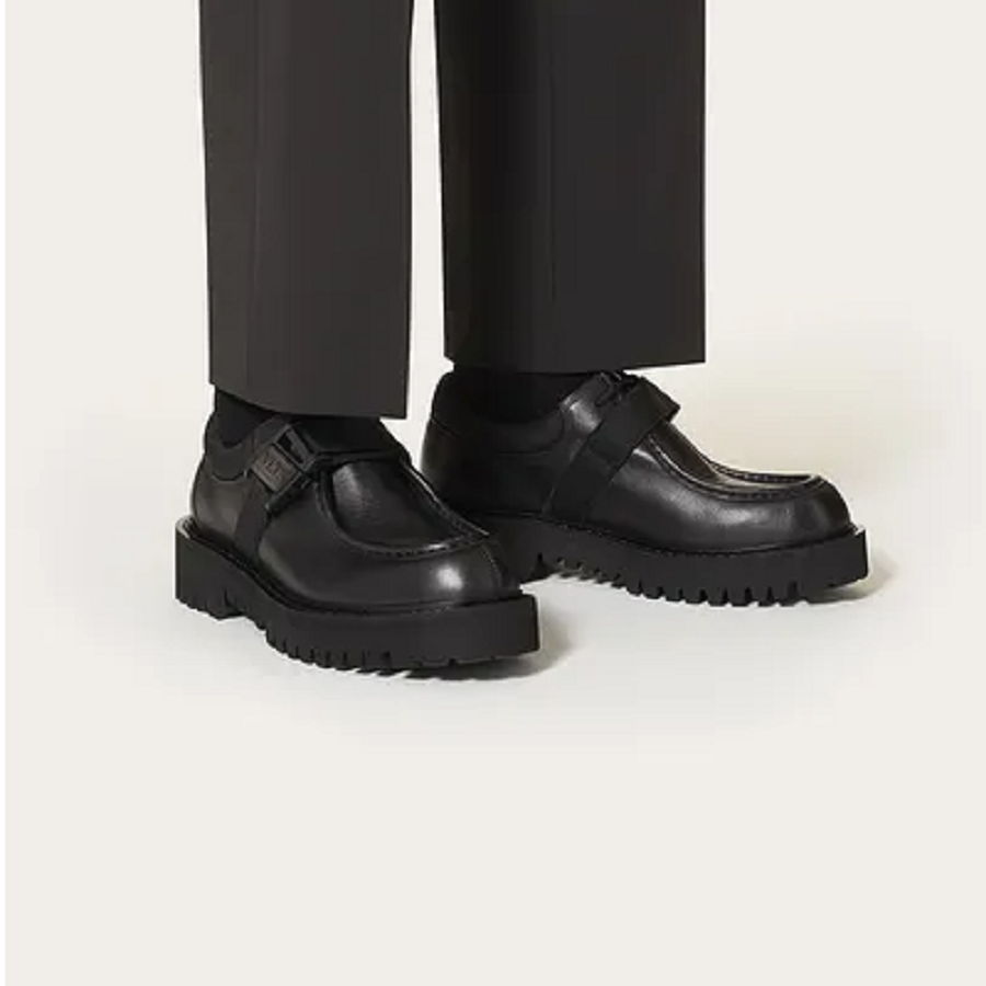 Giày Valentino Calfskin Derby VLTN Buckle Black UY0S0D89YBH0NO - Ảnh 2