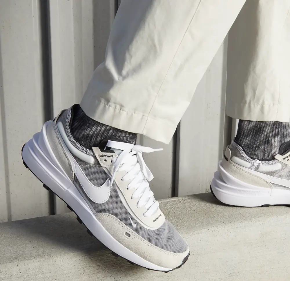 Alternative view of Giày Nike Waffle One 'Summit White' DA7995-100