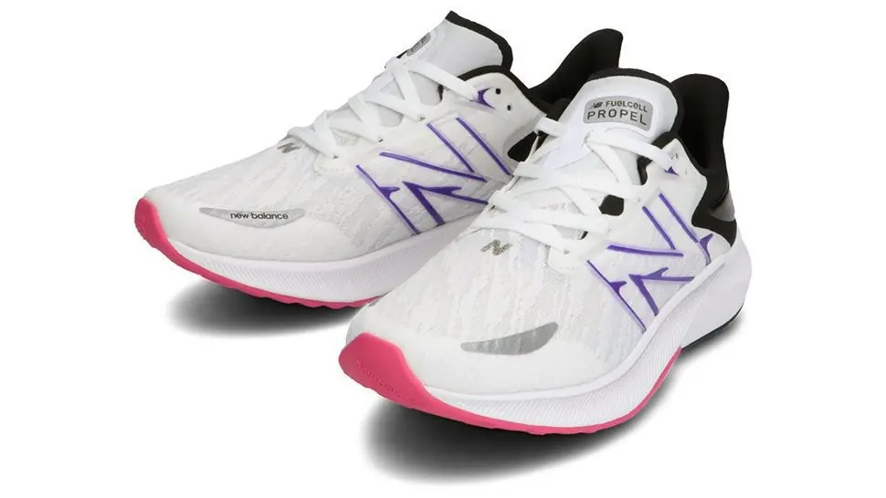 Alternative view of Giày New Balance FuelCell Propel v3 'White Pink Glow' MFCPRLM3