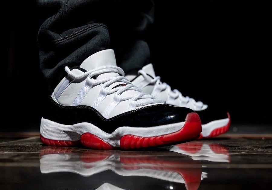 Giày Nike Air Jordan 11 Retro Low 'Concord-Bred' AV2187-160 - Ảnh 4