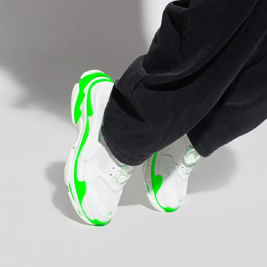 Alternative view of Giày Balenciaga Triple S Sneaker 'White Fluo Green' 536737-W2CA3-3890