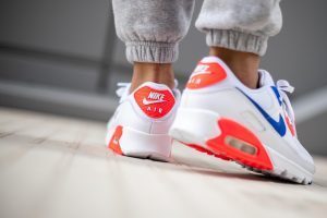 Alternative view of Giày Nike Air Max 90 'Ultramarine' CT1039-100